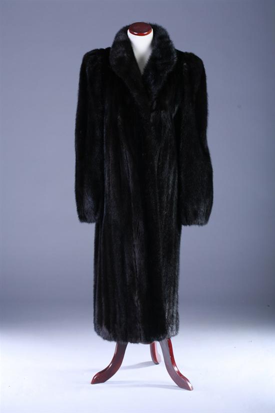 Appraisal: RALPH LAUREN CALF LENGTH MINK COAT Lines Arm lenght approx