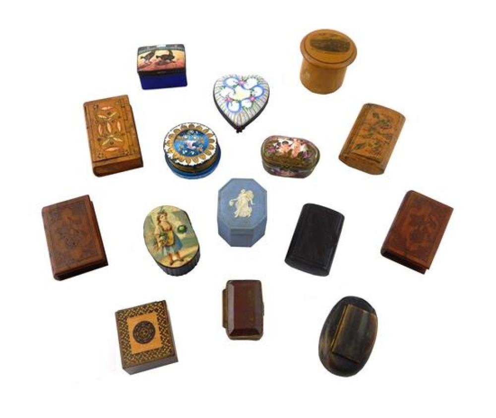 Appraisal: Fifteen small boxes including snuff most th C Wedgwood Limoges