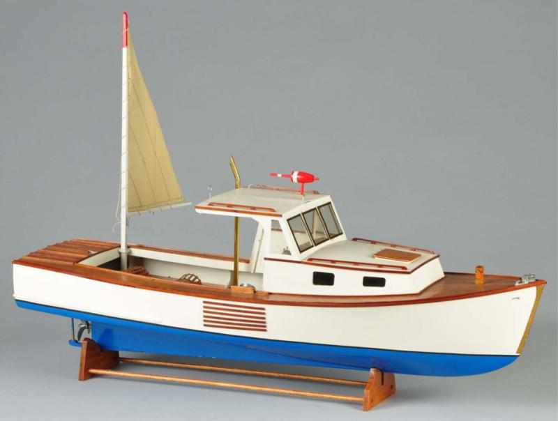 Appraisal: Contemporary Plastic Cruiser Boat Model Description Unmarked Comes with stand