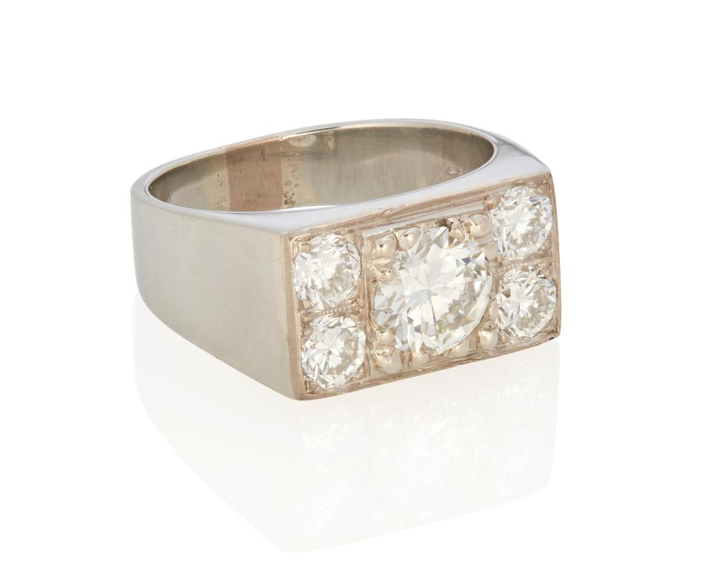 Appraisal: A DIAMOND RINGA diamond ring Rhodium plated k yellow gold