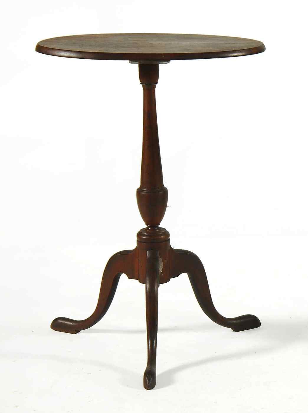 Appraisal: QUEEN ANNE-STYLE CANDLESTANDIn cherry with oval top Vasiform pedestal cabriole