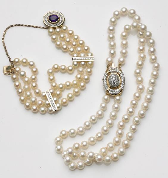 Appraisal: A set of cultured pearl diamond and k gold jewelry