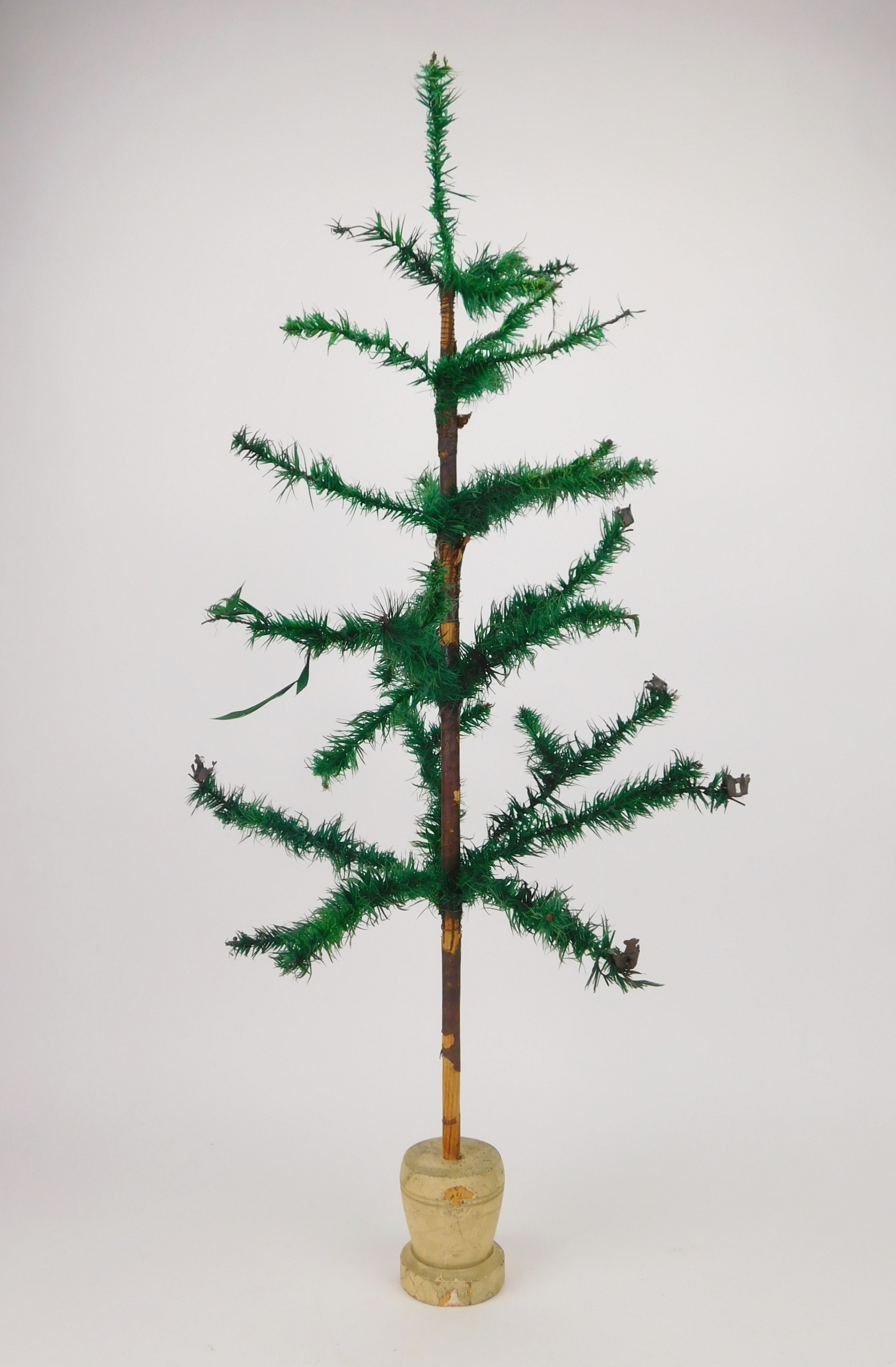 Appraisal: Vintage German Christmas feather tree set in wood base ''h