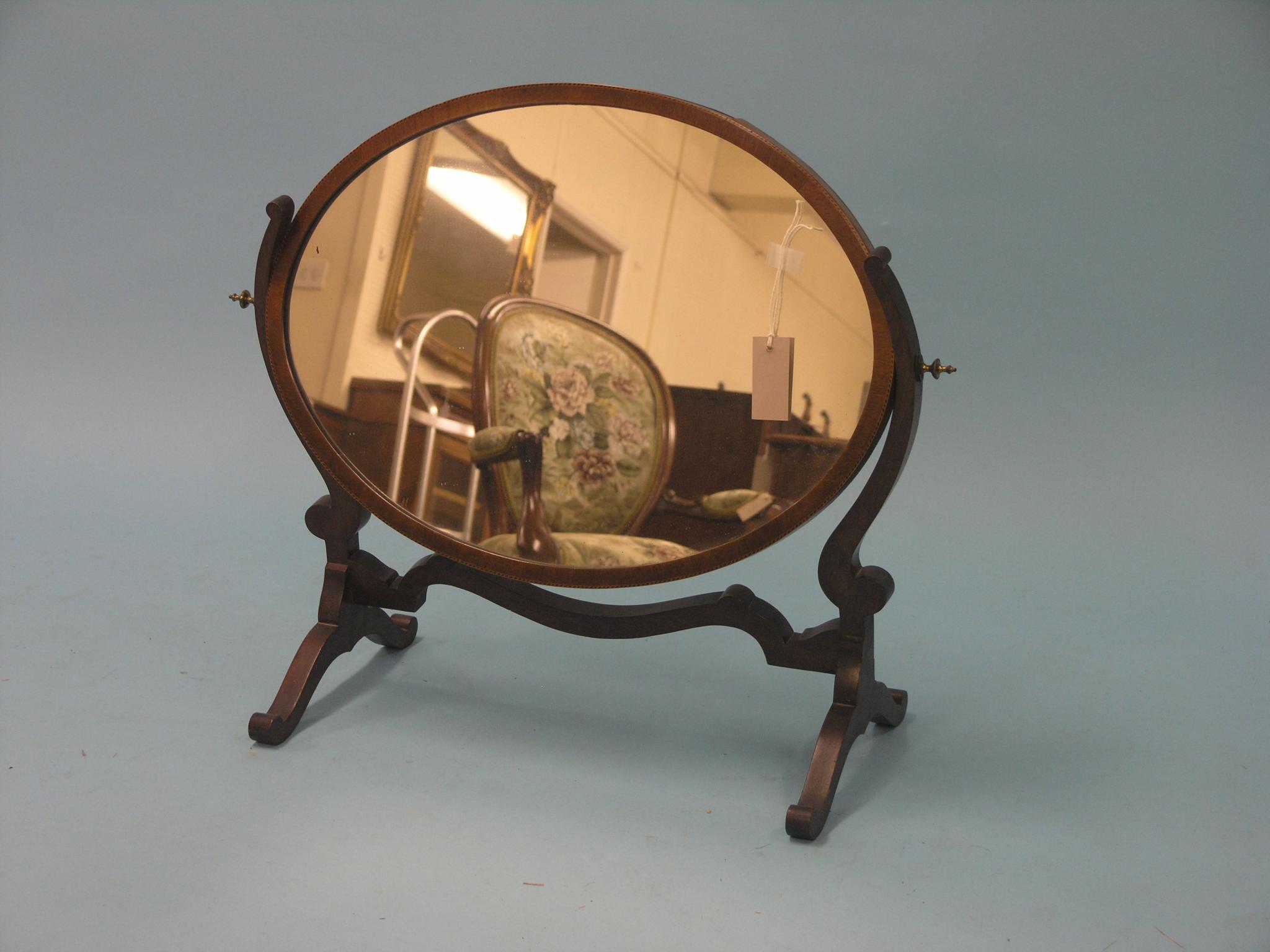 Appraisal: A th century Chippendale mahogany mirror with fretwork cresting ft