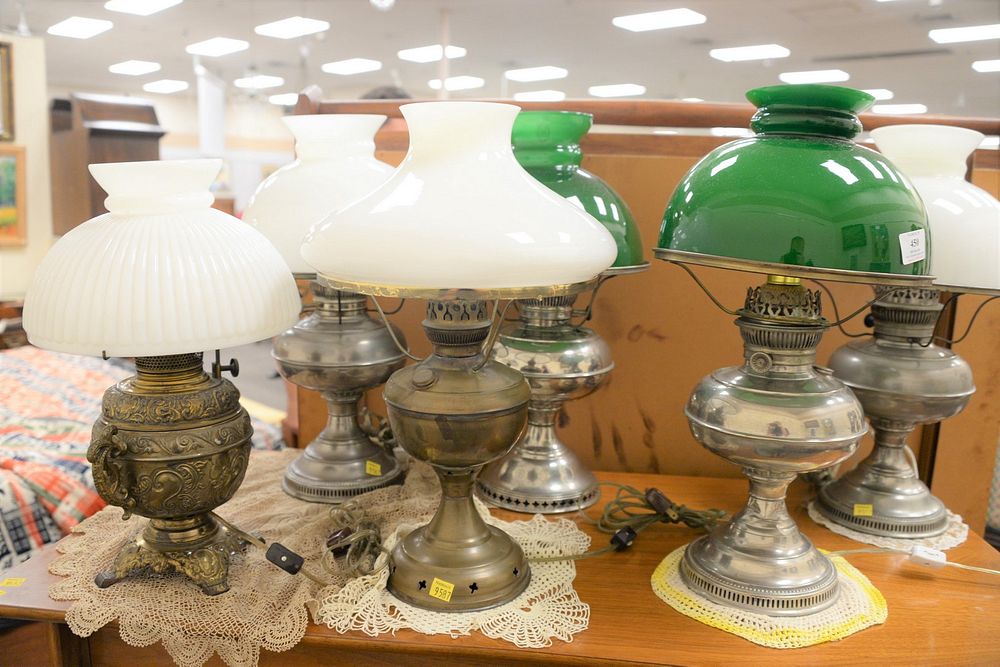 Appraisal: Six oil lamps to include two pairs of Rayo oil