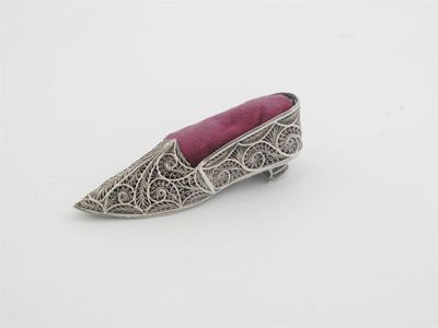 Appraisal: A filigree pin cushion in the form of a shoe