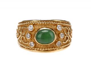 Appraisal: k Gold Natural Chrysoprase Diamond Ring k yellow gold natural