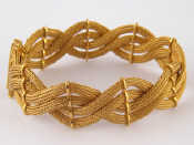 Appraisal: A yellow metal tests carat gold woven mesh bracelet approx