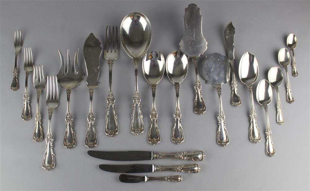 Appraisal: A PERUVIAN SILVER PART FLATWARE SERVICE th century maker's marks