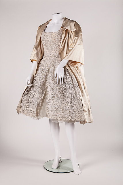 Appraisal: A s Pierre Balmain couture cream lace dress with Pierre