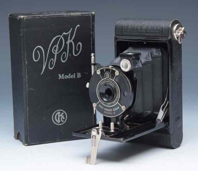 Appraisal: A KODAK VPK MODEL B CAMERA in original case together