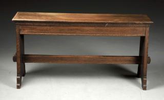 Appraisal: Arts Crafts Bench Bench in quarter sawn oak with storage