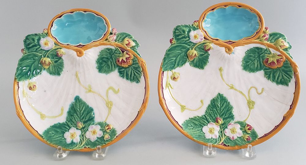 Appraisal: Pair of th Century Minton's Majolica Strawberry Dishes Pair of