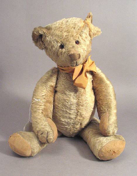 Appraisal: Early Barrel Bear A articulated Golden bear from the st