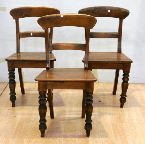 Appraisal: A set of eight Victorian style pine dining chairs on