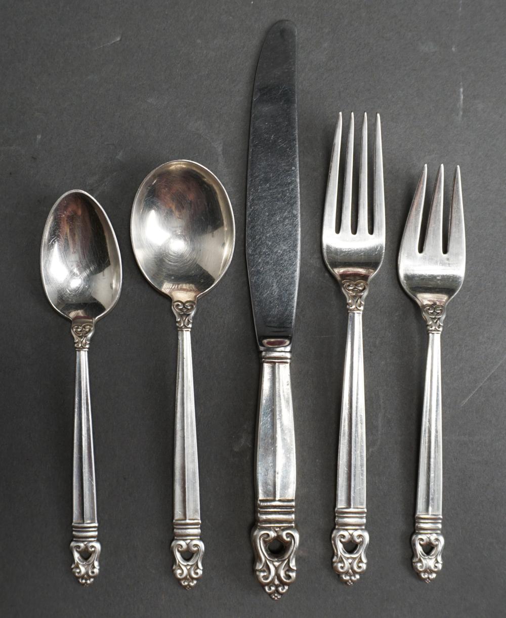 Appraisal: International Silver Co 'Royal Danish' Sterling -Piece Flat Table Service