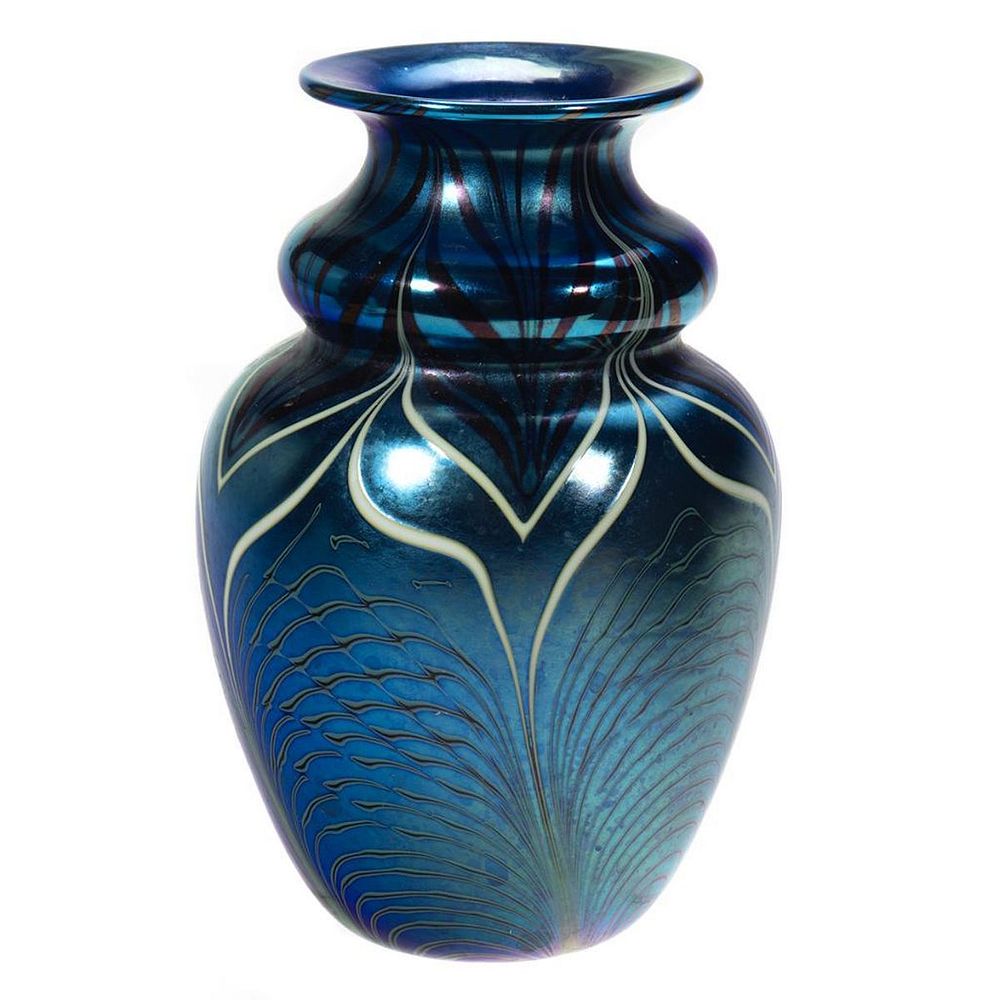 Appraisal: Studio Art Glass Vase Favrile Peacock Decoration Indistinct signature on