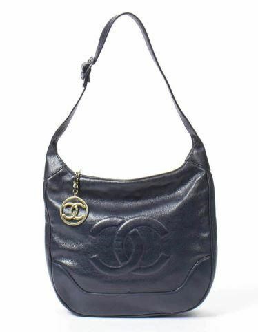 Appraisal: Chanel hobo handbag in Caviar leather with gold-tone hardware CC