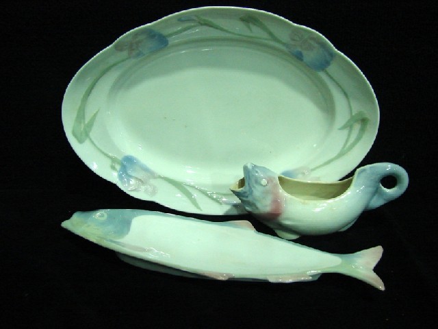 Appraisal: A Rorftrand fish form dish together with a serving plate