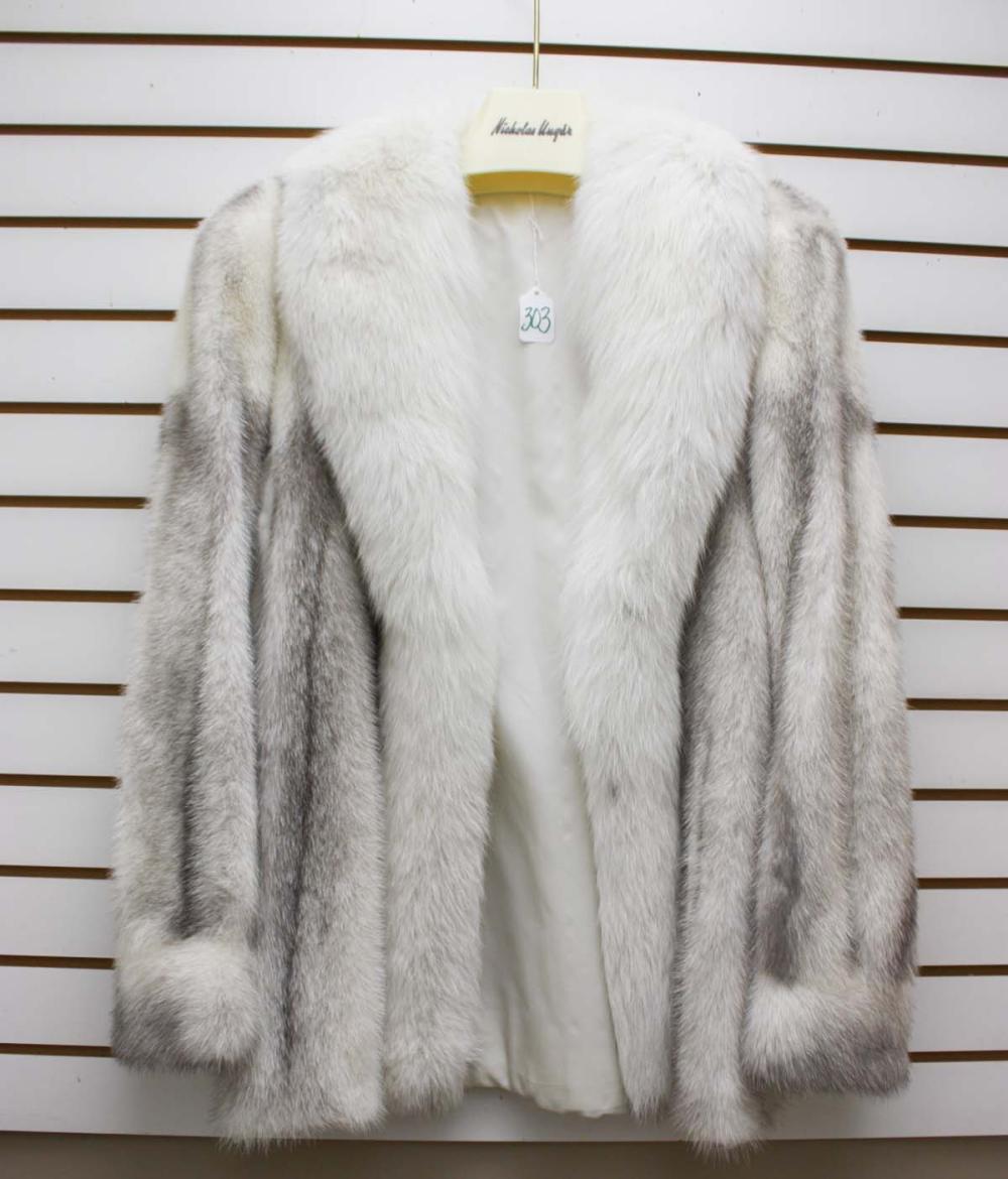 Appraisal: LADY'S MINK FUR COAT WITH FOX COLLAR three hook and