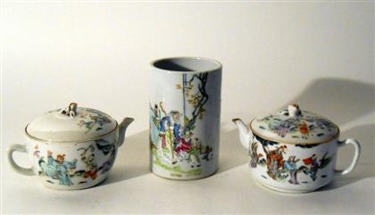 Appraisal: Group of Chinese Famille Rose porcelain tablewaresComprising two teapots and