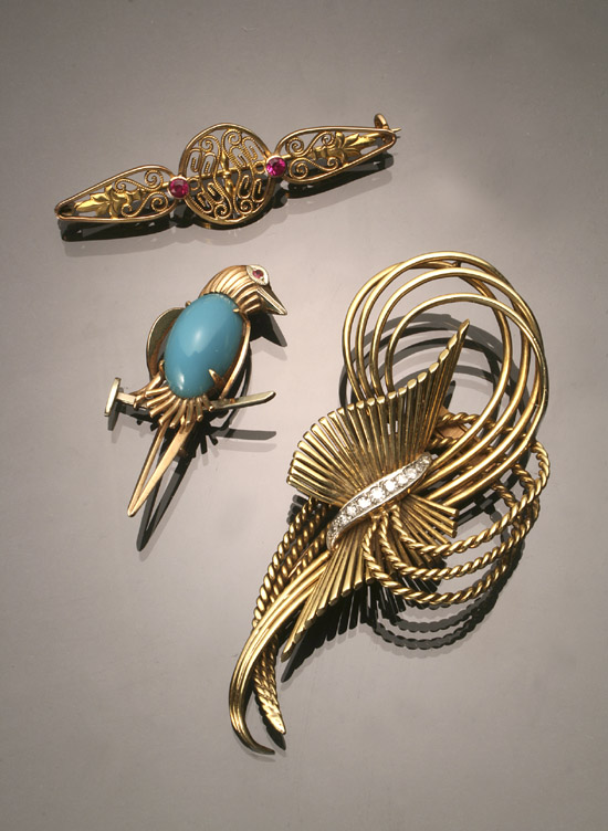 Appraisal: Three Yellow-Gold and White-Gold Brooches Consisting of an -karat yellow