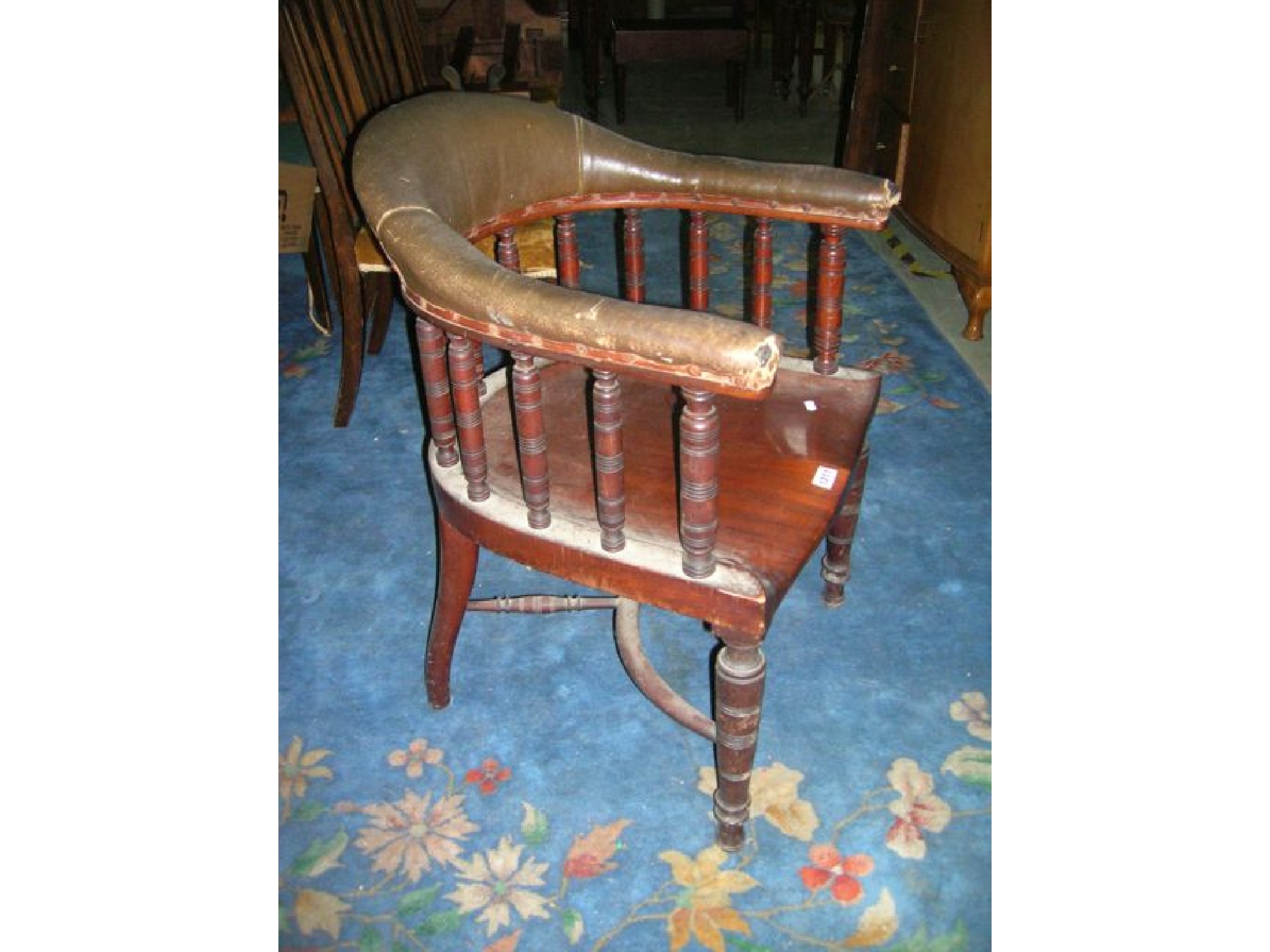 Appraisal: A good quality late Victorian library chair with upholstered horseshoe