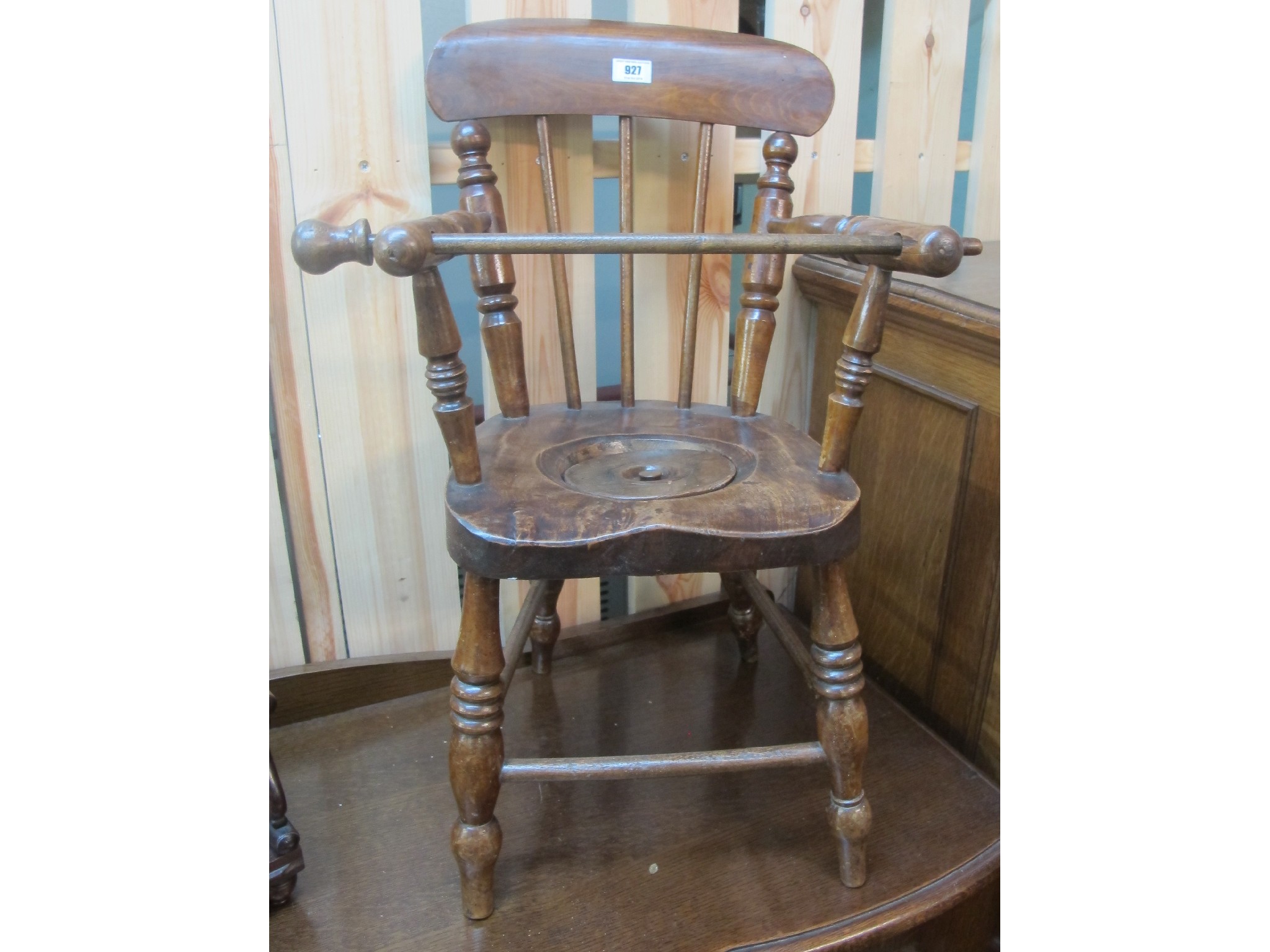 Appraisal: A beech child's high chair