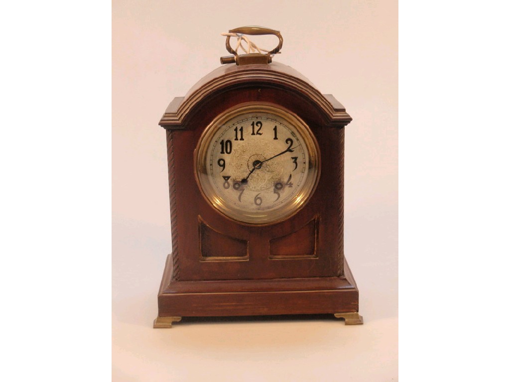 Appraisal: A late thC mantel clock of eight day movement striking