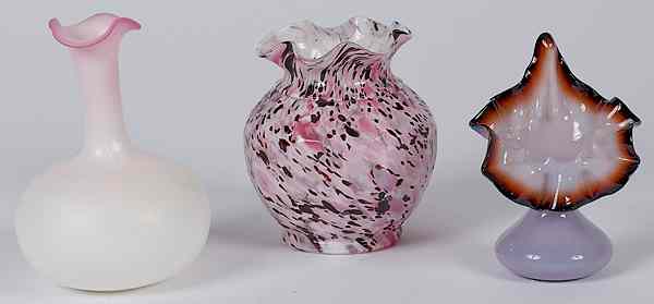 Appraisal: Art Glass Vases th century an assembled group of art