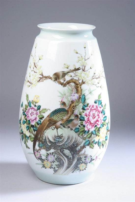 Appraisal: CHINESE FAMILLE ROSE PORCELAIN VASE - in high