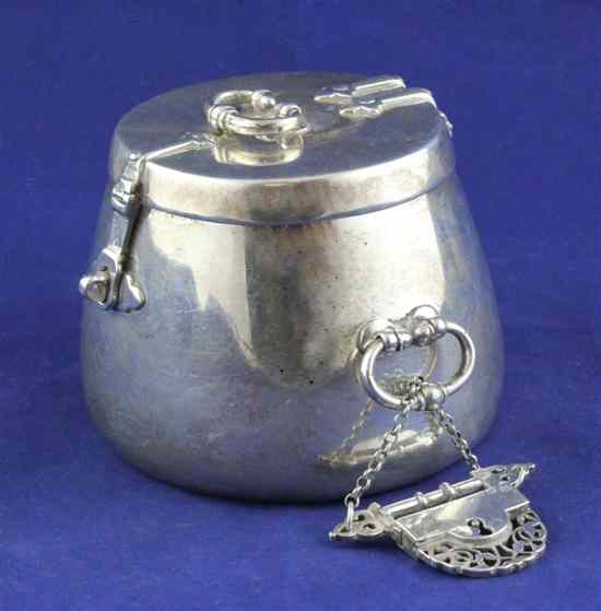 Appraisal: A Victorian silver locking tea caddy by Hunt Roskell late