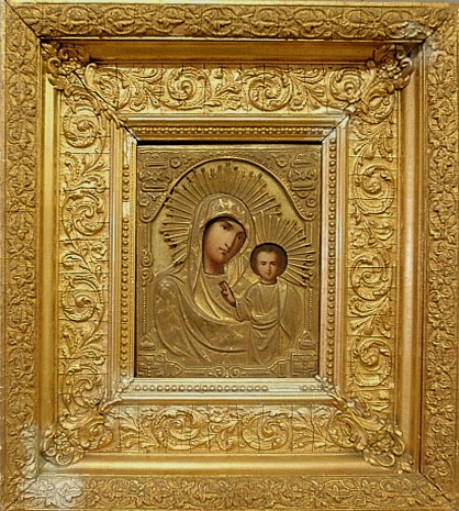 Appraisal: - Russian icon with painted Madonna and the Christ Child