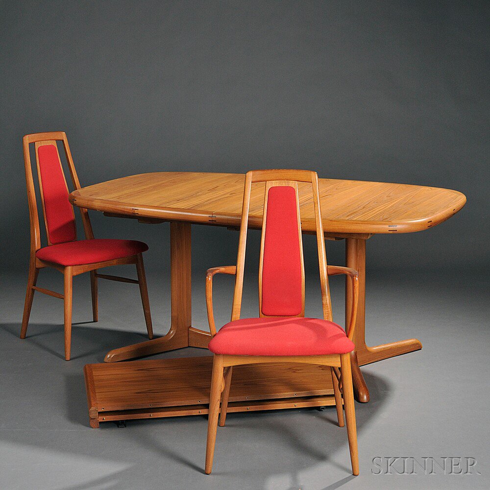 Appraisal: Ansagor Mobler Dining Table and Koefoeds Dining Chairs Teak with