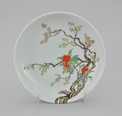 Appraisal: A Decorative Painted Chinese Porcelain Plate Round with gently sloped