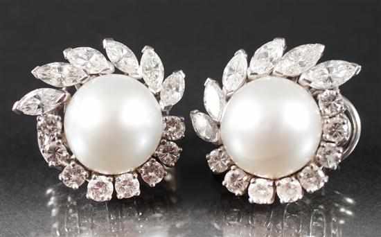 Appraisal: Pair of lady's platinum diamond and mabe pearl post-earrings diamonds