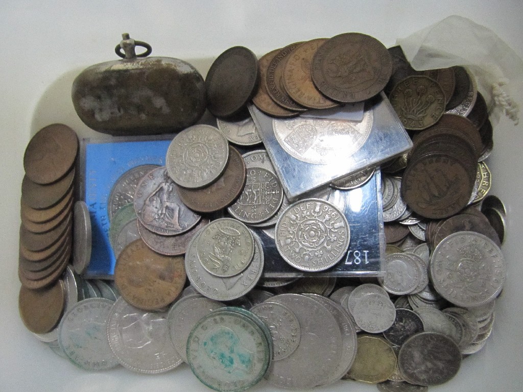 Appraisal: Box of coins and banknotes