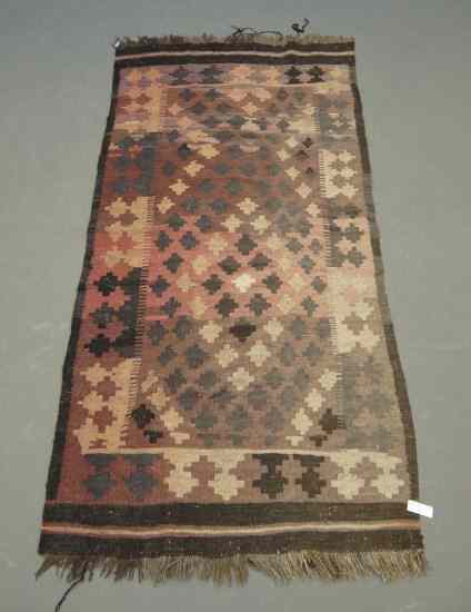 Appraisal: Kilim Oriental rug '' x ''