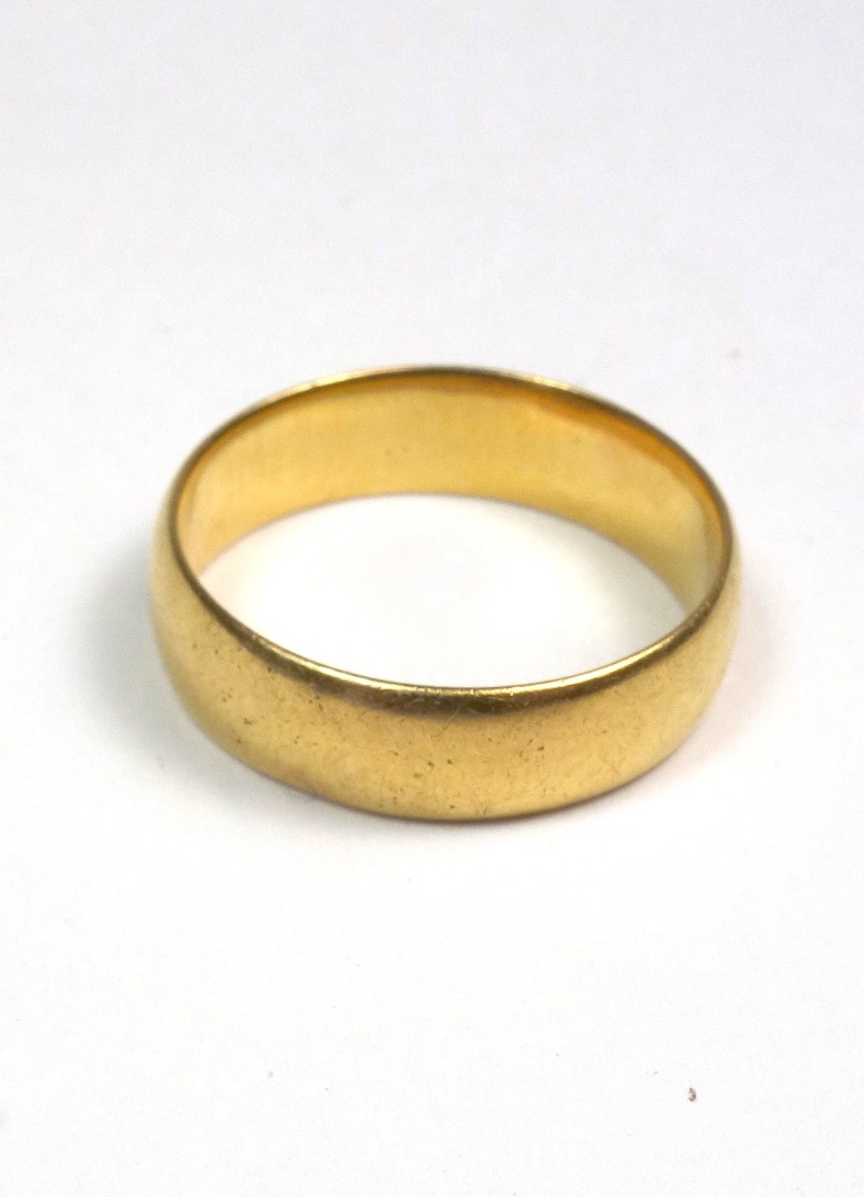 Appraisal: A Victorian ct gold wedding band hallmarks for Birmingham gms