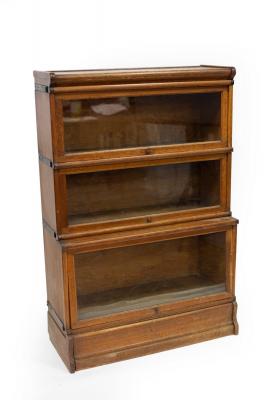 Appraisal: A Globe Wernicke type oak bookcase the three sections with