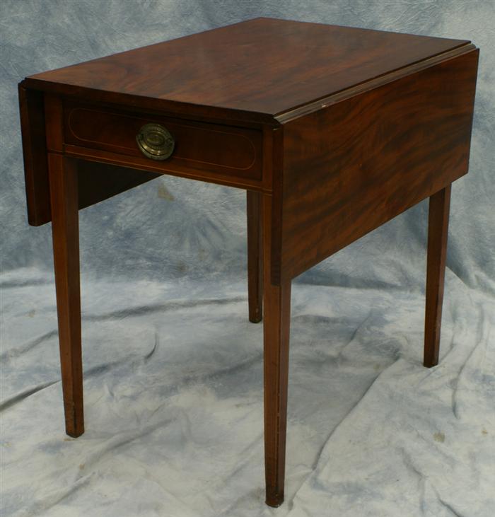 Appraisal: Mahogany Hepplewhite one drawer Pembroke table with string inlay on