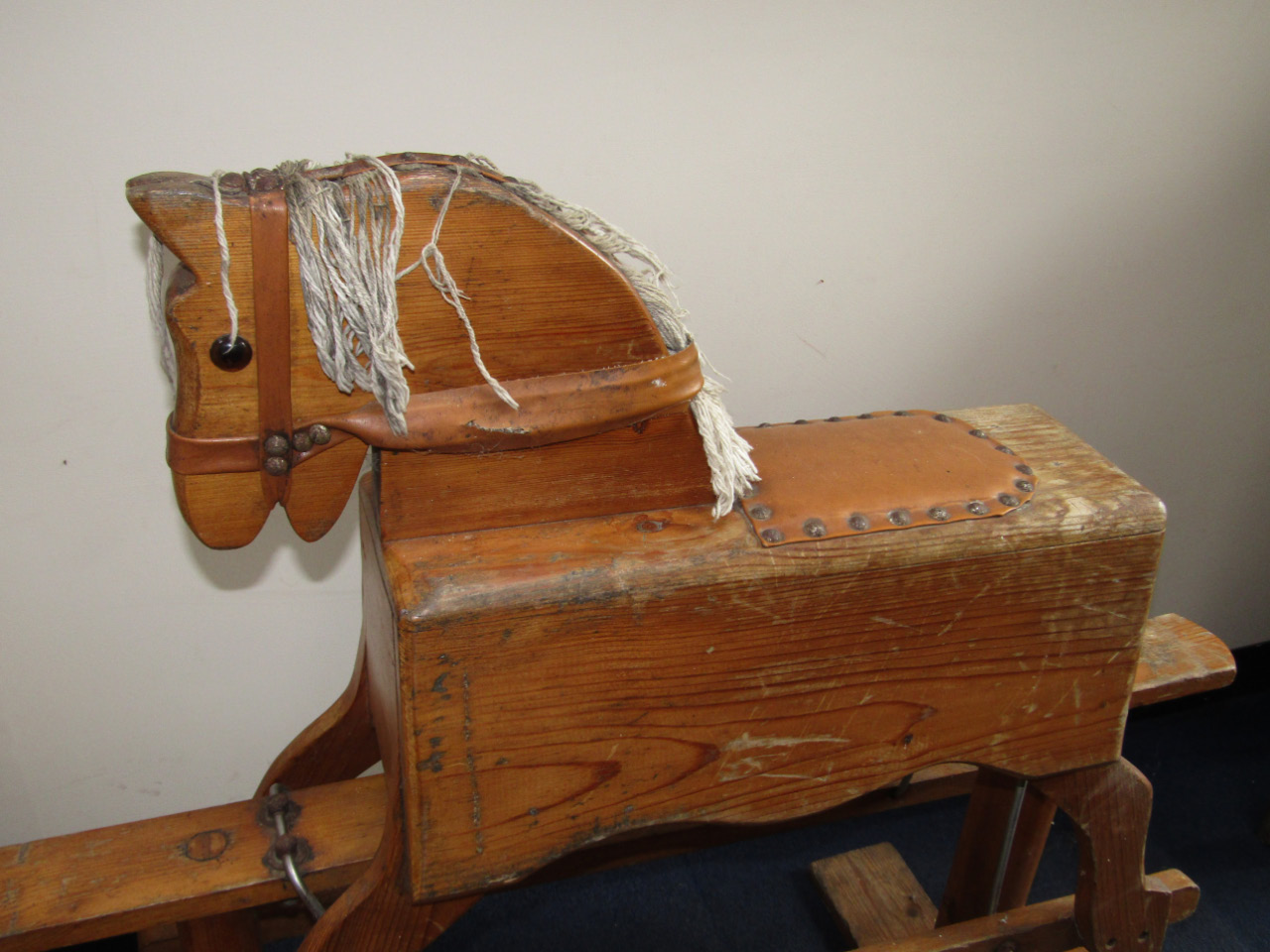 Appraisal: A child's pine rocking horse cm long