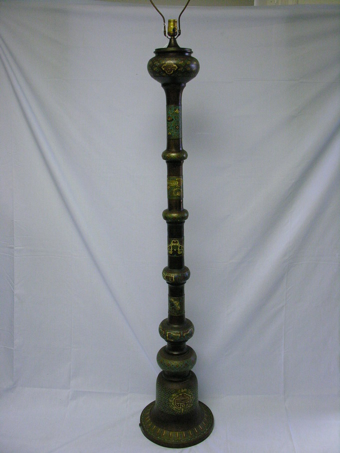 Appraisal: TALL VINTAGE CLOISONNE LAMP circa - wiring needs to me