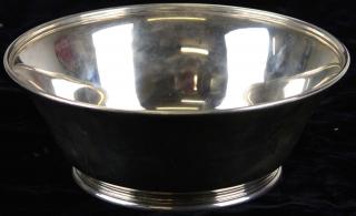 Appraisal: Sterling silver bowl Marked on bottom Tiffany Co Makers Sterling