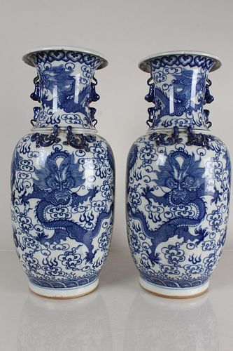 Appraisal: COLLECTIONF OF CHINESE DETAILED BLUE AND WHITE DRAGON-D Collectionf of