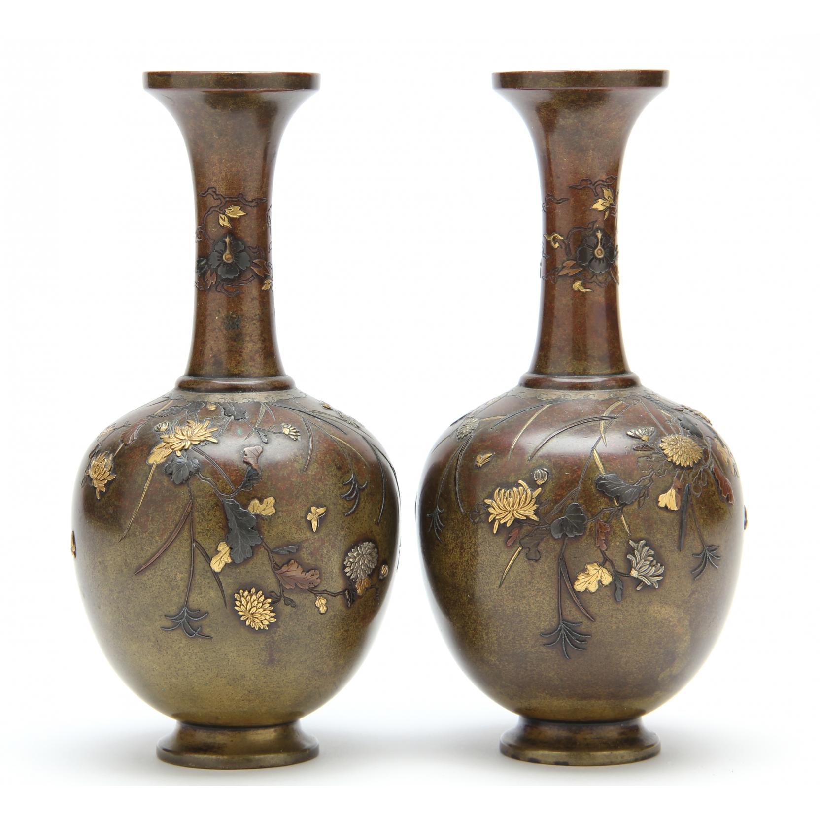 Appraisal: Pair of Japanese Meiji Period Bronze Vases Meiji period -