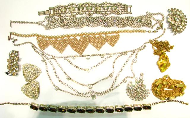 Appraisal: Group of vintage costume jewelry including Weiss pin pair of