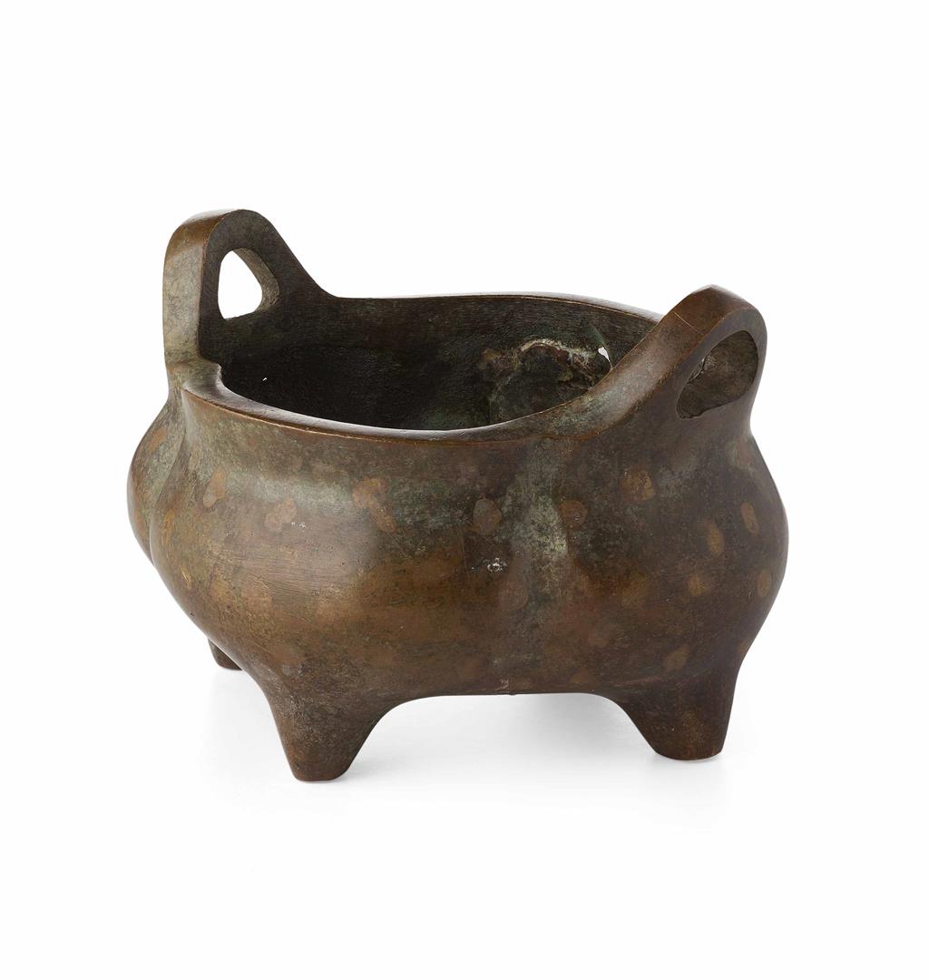 Appraisal: GILT-SPLASHED QUATREFOIL BRONZE CENSER QING DYNASTY cast with four-lobed body