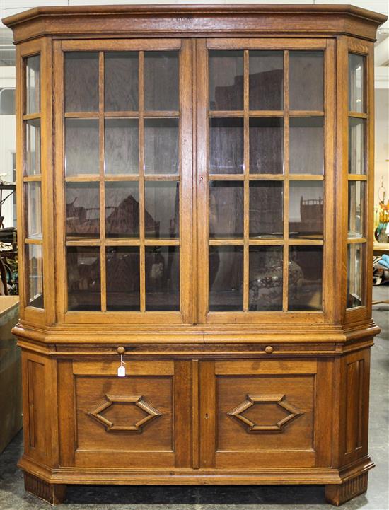 Appraisal: Sale Lot An American Oak Secretary Bookcase th century in