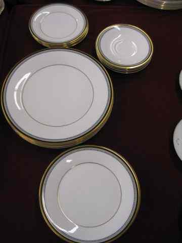 Appraisal: pc Royal Doulton ''Pavanne'' Dinner Servicefor excellent pattern H-